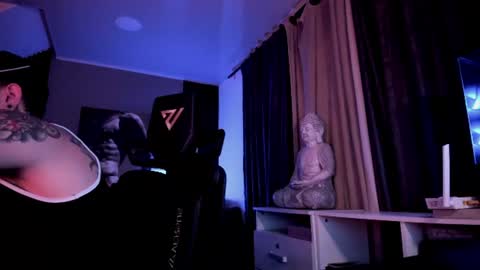 miller_g95 online show from 06/18/26, 05:51