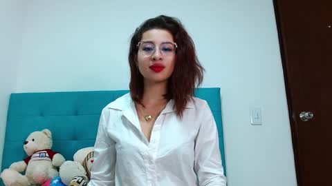 Snapshot of miller_sweet chatting on 12/17/24, 02:55 Aleja online show from 12/17/24, 02:55
