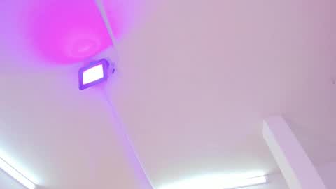 miller_vanessa_ online show from 03/01/25, 10:53