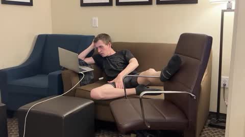 SlimnHungOH online show from 12/13/24, 02:43