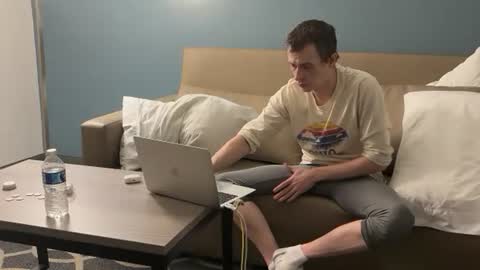 SlimnHungOH online show from 12/15/24, 03:31