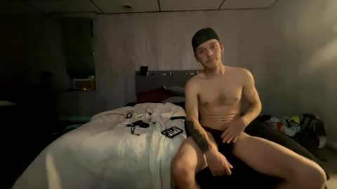 millerrcryan95 online show from 11/20/25, 12:05