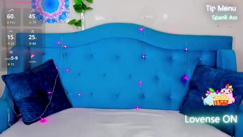 Milly online show from 11/20/25, 02:01