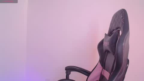 Millie Bobby online show from 02/26/26, 07:24