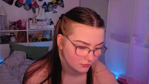 Millie online show from 11/28/25, 08:06