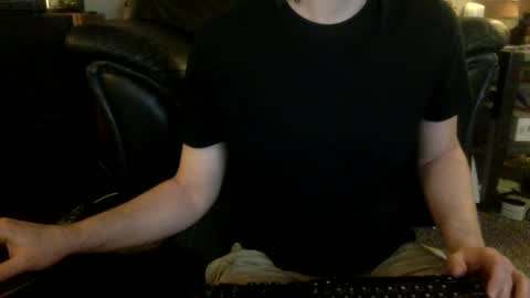 Snapshot of millionsmcgee chatting on 02/07/25, 04:06 Millions online show from 02/07/25, 04:06