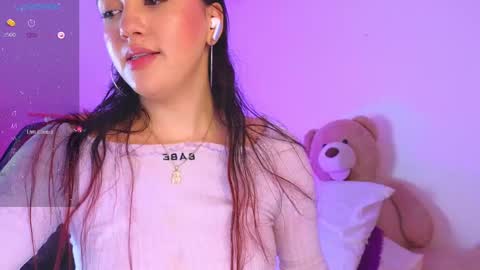 Snapshot of milly_01 chatting on 02/05/25, 08:21 Milly online show from 02/05/25, 08:21