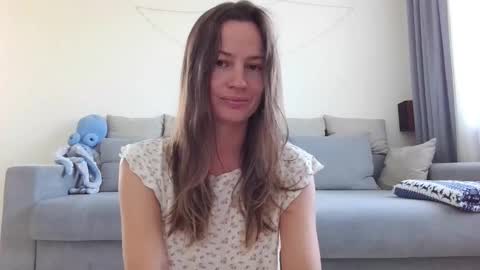 milly_browski online show from 09/09/25, 04:34