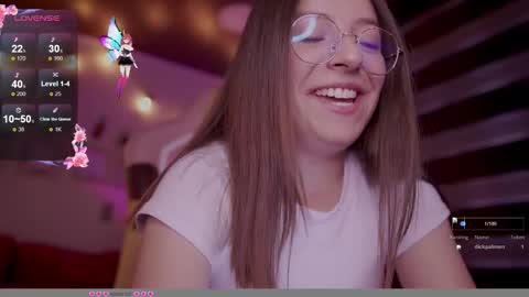 Snapshot of milly_kenner chatting on 10/27/25, 05:50 MILLY online show from 10/27/25, 05:50