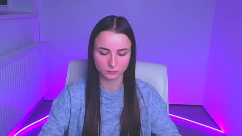 Milly online show from 12/17/24, 04:00