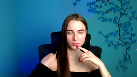 Snapshot of milly_liss chatting on 05/20/26, 11:27 Milly online show from 05/20/26, 11:27