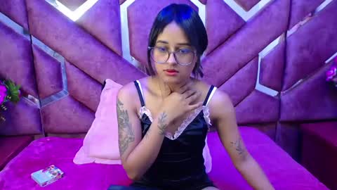 Snapshot of milly_print chatting on 02/01/25, 06:32 Milly Print online show from 02/01/25, 06:32