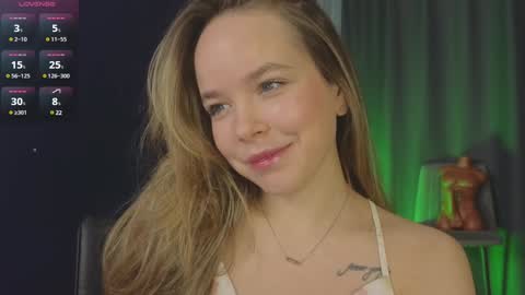 Snapshot of milly_shy chatting on 12/10/24, 07:26 Milly online show from 12/10/24, 07:26