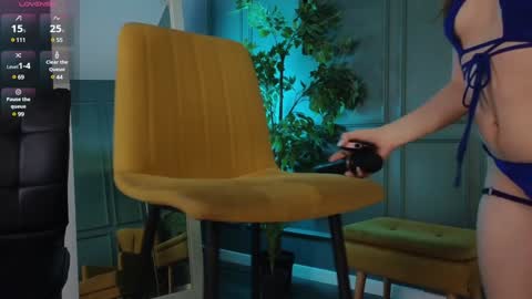 Snapshot of milly_shy chatting on 01/24/25, 09:39 Milly online show from 01/24/25, 09:39