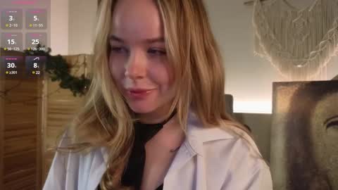 Snapshot of milly_shy chatting on 01/31/25, 06:57 Milly online show from 01/31/25, 06:57