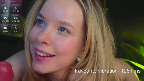 Snapshot of milly_shy chatting on 02/18/25, 01:22 Milly online show from 02/18/25, 01:22