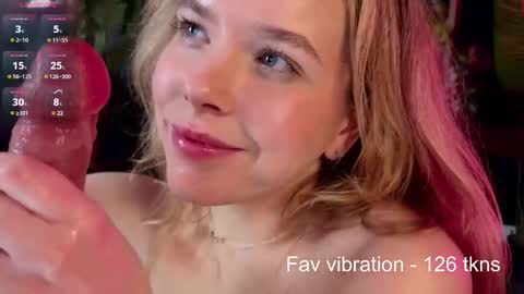 Snapshot of milly_shy chatting on 02/20/25, 01:08 Milly online show from 02/20/25, 01:08