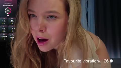 Snapshot of milly_shy chatting on 03/06/25, 10:20 Milly online show from 03/06/25, 10:20