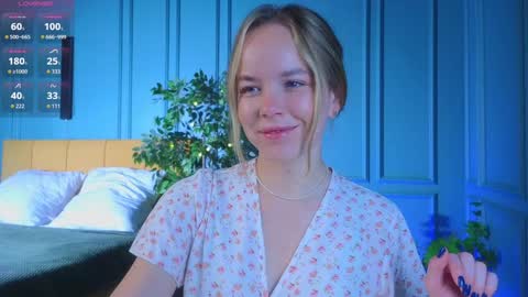 Snapshot of milly_shy chatting on 10/02/25, 07:04 Milly online show from 10/02/25, 07:04