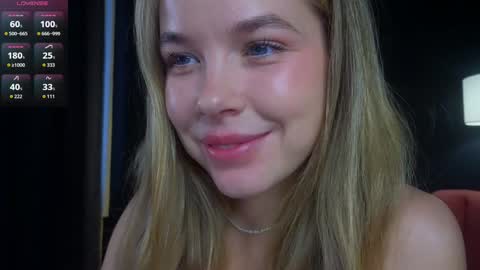 Snapshot of milly_shy chatting on 10/09/25, 07:17 Milly online show from 10/09/25, 07:17