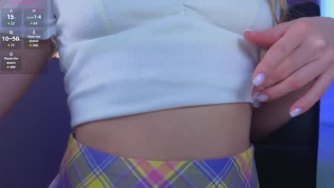 Snapshot of milly_shy chatting on 10/20/25, 06:58 Milly online show from 10/20/25, 06:58