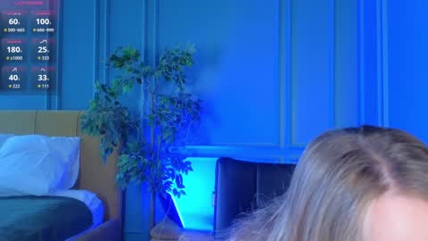 Snapshot of milly_shy chatting on 10/21/25, 06:58 Milly online show from 10/21/25, 06:58