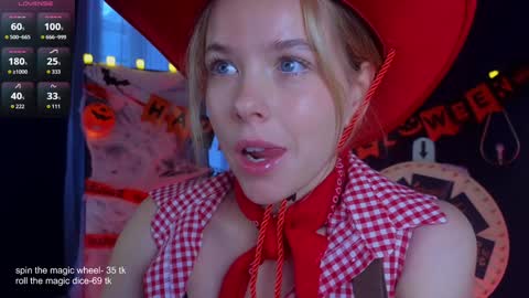 Snapshot of milly_shy chatting on 10/31/25, 07:09 Milly online show from 10/31/25, 07:09