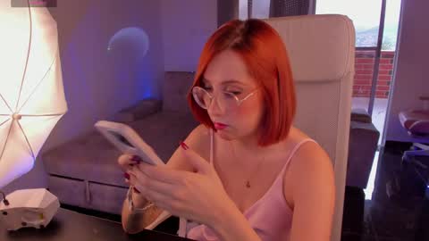 Monkey D Maddie online show from 04/22/26, 10:00