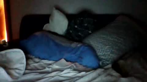 Snapshot of milten1987 chatting on 01/24/25, 11:12 milten1987 online show from 01/24/25, 11:12