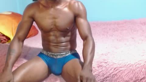 Miltonn online show from 12/01/25, 06:13