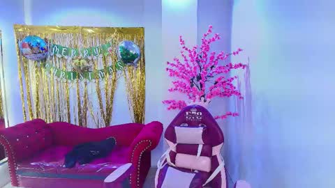 Milu ballmer  online show from 12/20/25, 07:54