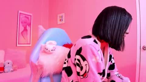 milu_carbajal_x online show from 02/19/26, 03:35