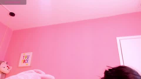 milu_carbajal_x online show from 04/19/26, 12:48