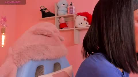 milu_carbajal_x online show from 04/21/26, 04:08