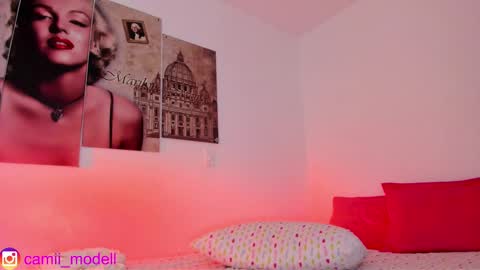 Snapshot of milu_cooper chatting on 03/05/25, 07:16 milu modelo independiente .onlyfans kmila model online show from 03/05/25, 07:16