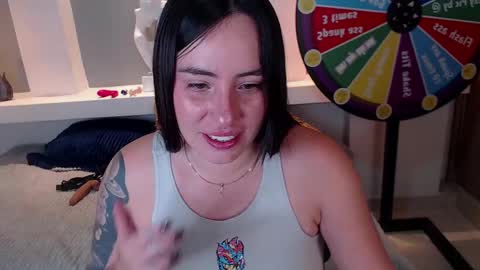 Snapshot of milu_w4llace chatting on 03/11/25, 01:59 Milu Wallace online show from 03/11/25, 01:59