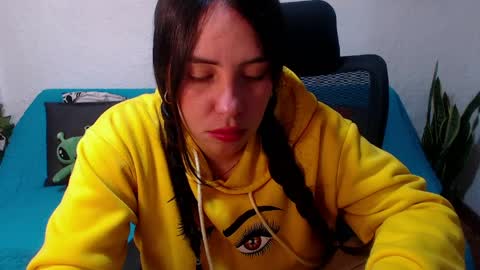 Milu Wallace  online show from 03/27/26, 01:22