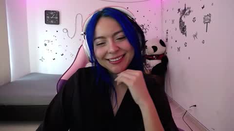 Snapshot of milusolers chatting on 11/28/25, 04:09 Milusolers online show from 11/28/25, 04:09