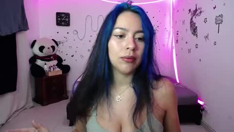 Snapshot of milusolers chatting on 12/02/25, 11:15 Milusolers online show from 12/02/25, 11:15