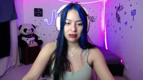 Snapshot of milusolers chatting on 12/02/25, 11:23 Milusolers online show from 12/02/25, 11:23