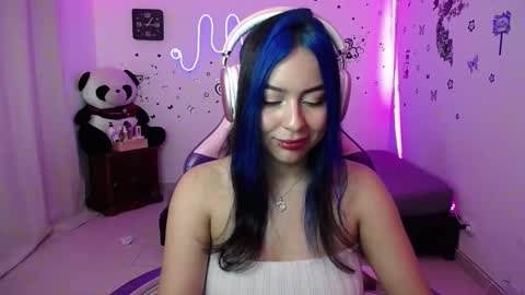 Snapshot of milusolers chatting on 12/05/25, 06:48 Milusolers online show from 12/05/25, 06:48