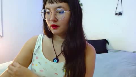 mily_baker online show from 01/08/25, 04:22