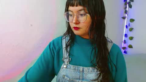 mily_baker online show from 02/07/25, 04:35