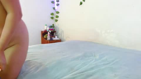 mily_baker online show from 02/27/25, 06:31