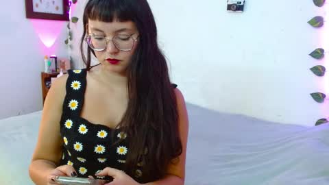 mily_baker online show from 04/10/26, 01:33