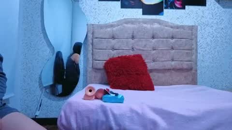 Snapshot of mily_lu chatting on 07/04/26, 03:02 mily online show from 07/04/26, 03:02