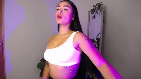 Mily Ortiz online show from 02/04/26, 03:51