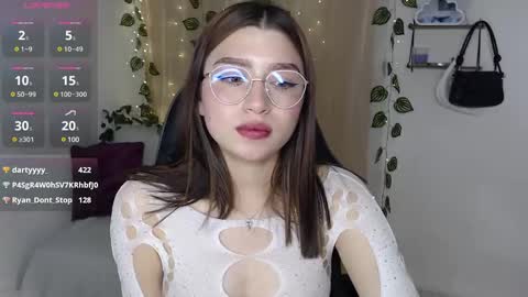 Mily online show from 03/06/25, 02:19