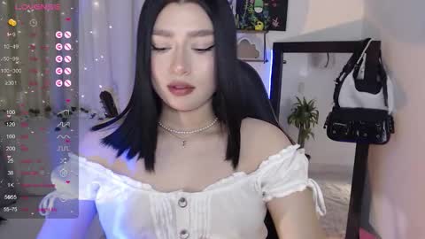 Mily online show from 10/21/25, 09:04