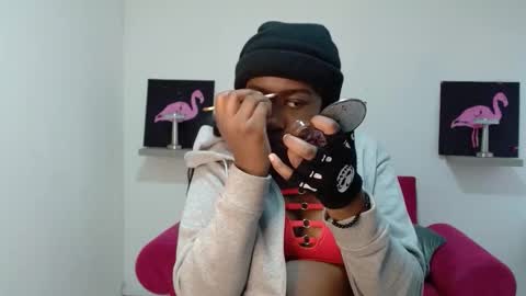 Snapshot of milykabombastik chatting on 10/22/25, 12:38 milykabombastik online show from 10/22/25, 12:38